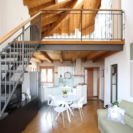 Parcheggio E Wifi Bergamo_a Due Passi Dalle Mura Apartament