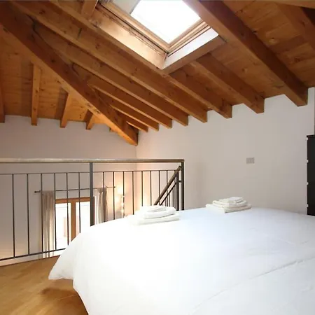 Parcheggio E Wifi Bergamo_a Due Passi Dalle Mura アパート *